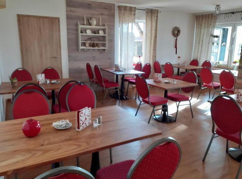 Landhaus Zum Mushof Hotel Wethen Kültér fotó