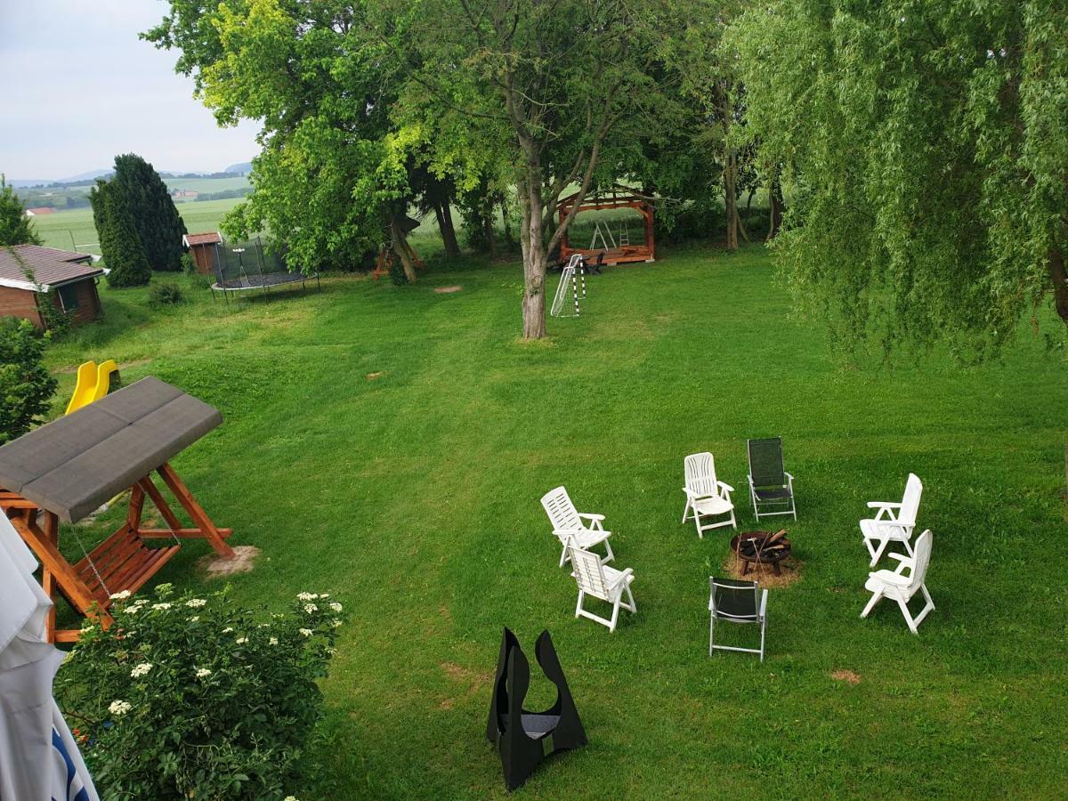 Landhaus Zum Mushof Hotel Wethen Kültér fotó